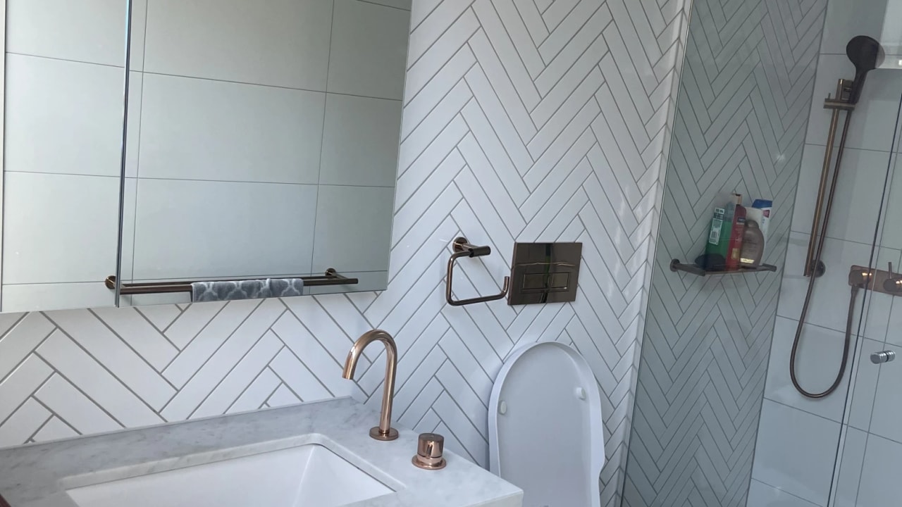 Room with ensuite in a share house