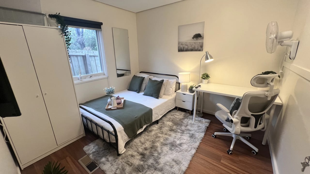 Furnished room in a share house