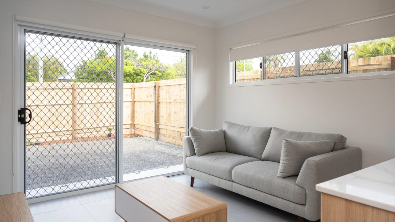 Furnished room studio flat for rent