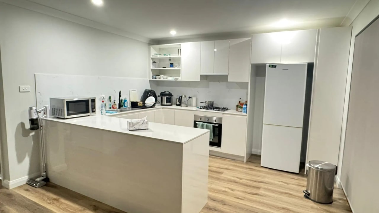 Room in a share house