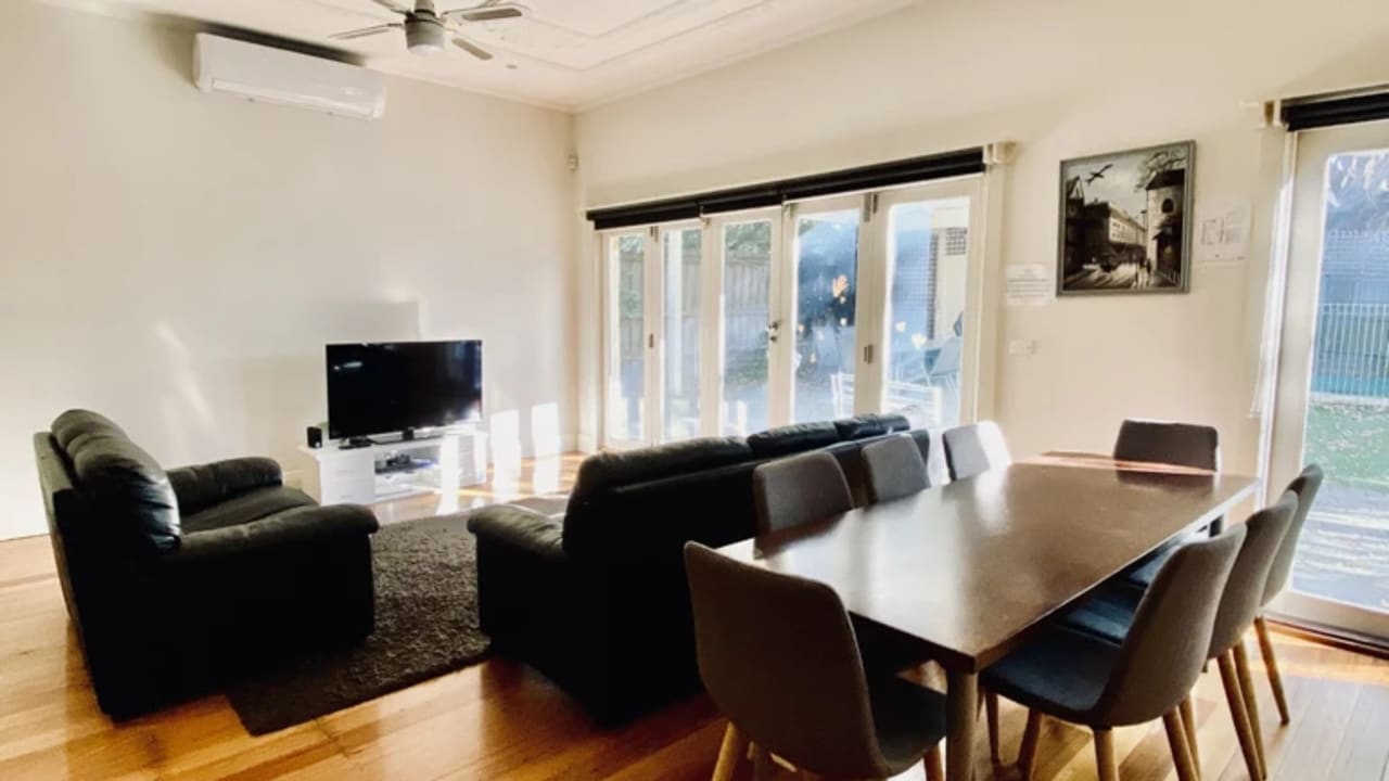 Furnished room in a share house
