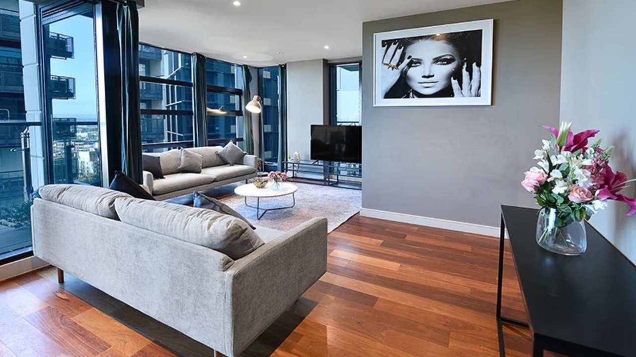 Whole property with 3 rooms for rent