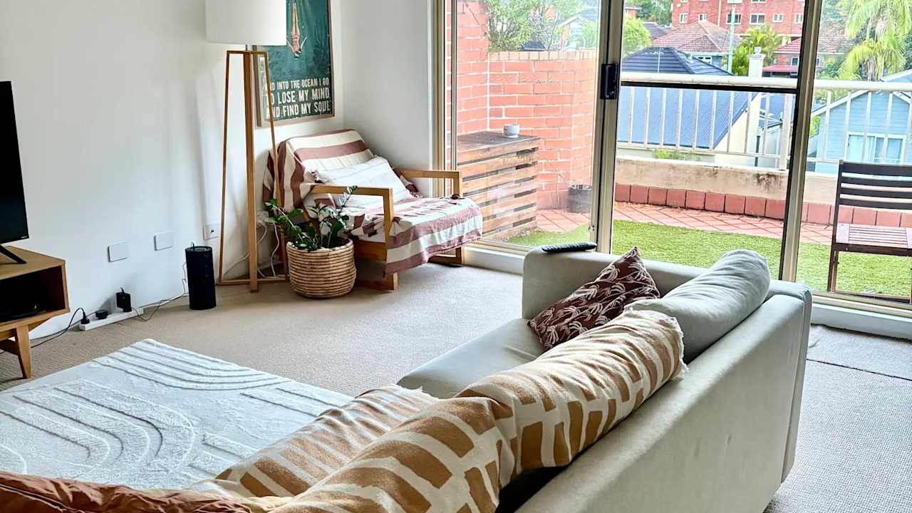 Unfurnished room with own bathroom