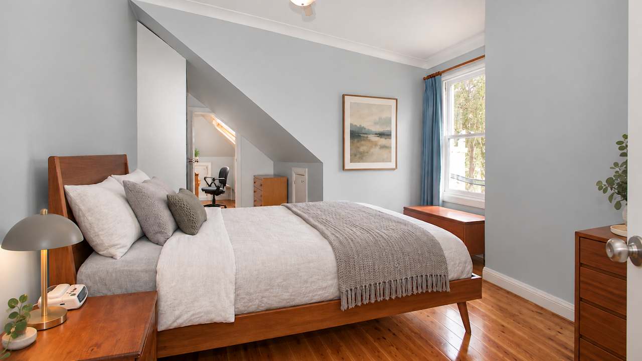Furnished room in a share house