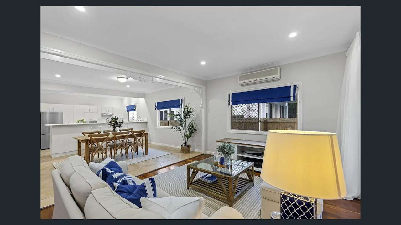 Room in a share house