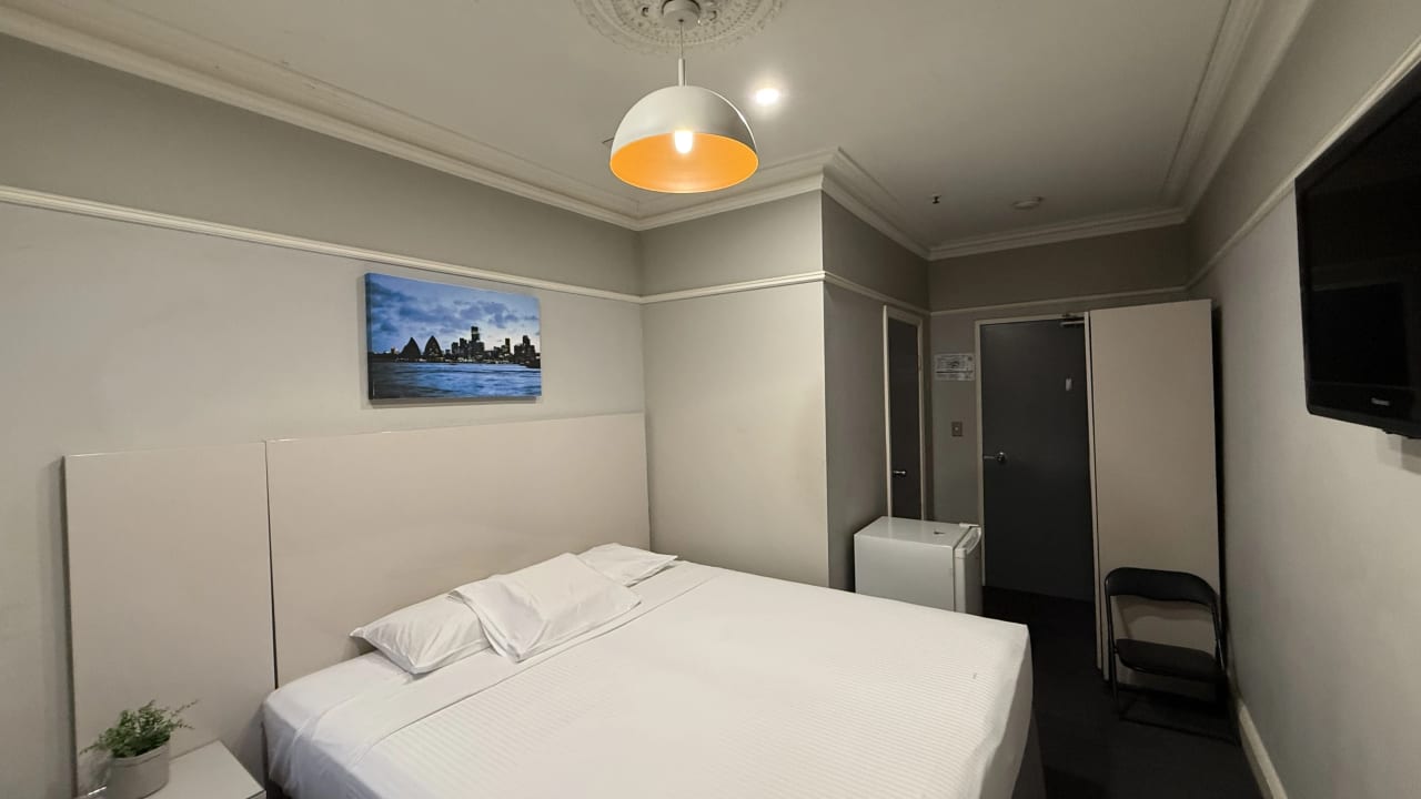 Furnished room studio flat for rent