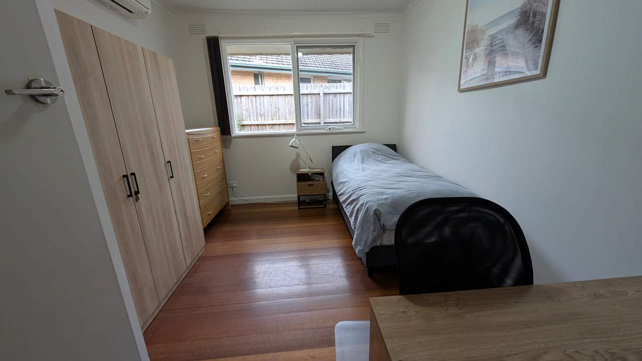 Furnished room in a share house
