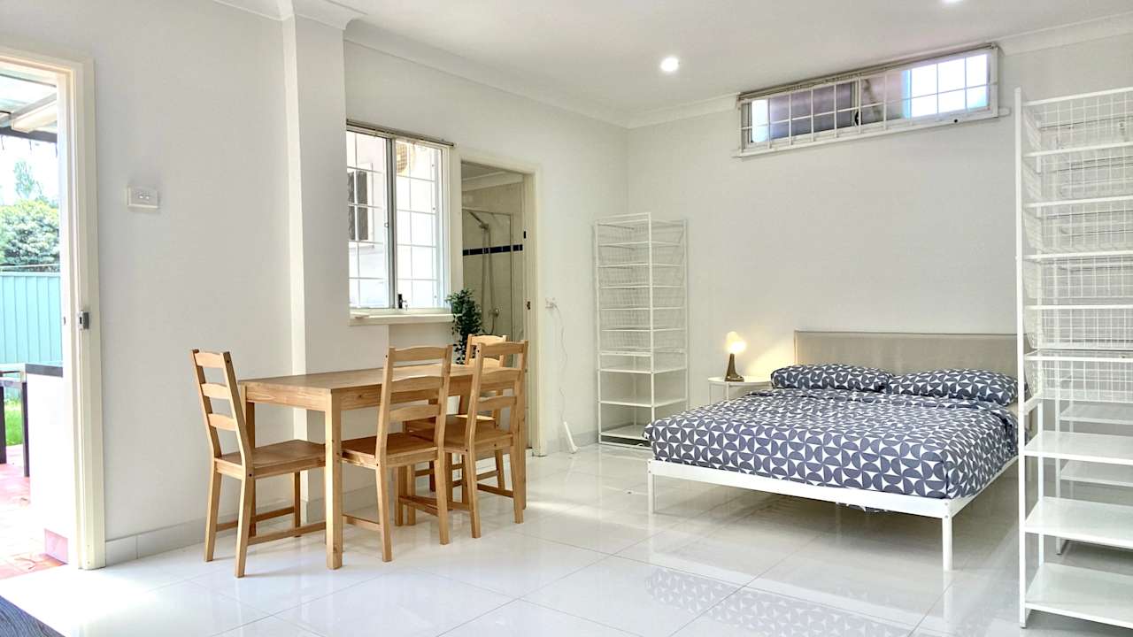 Furnished room with own bathroom