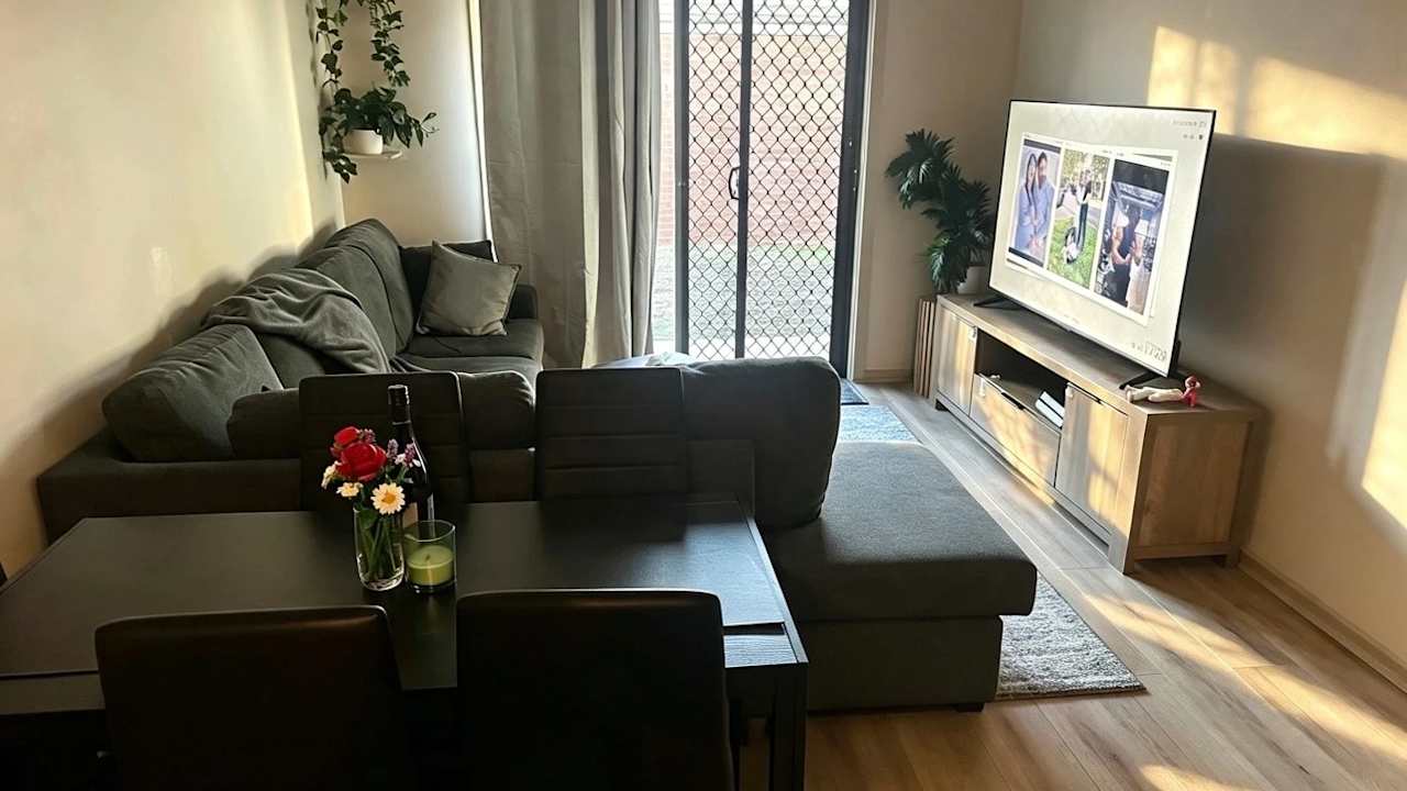Furnished room with own bathroom