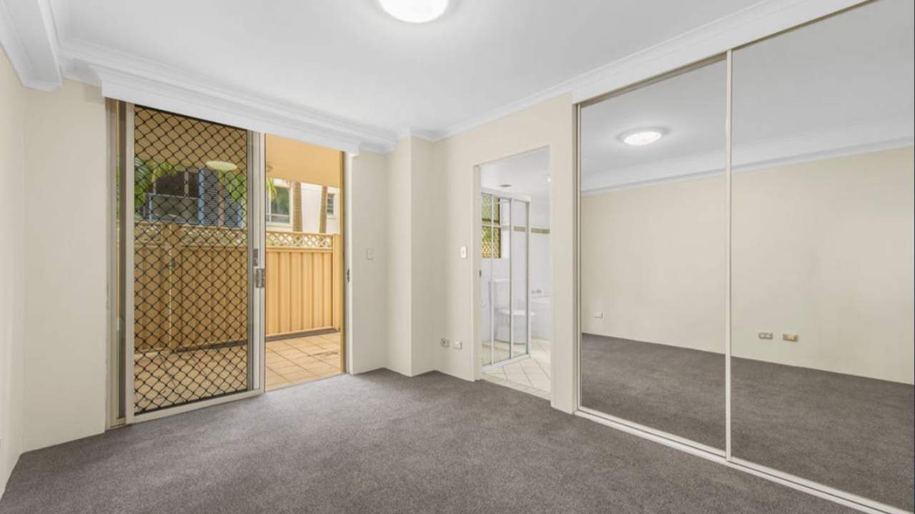Room with ensuite in a share house