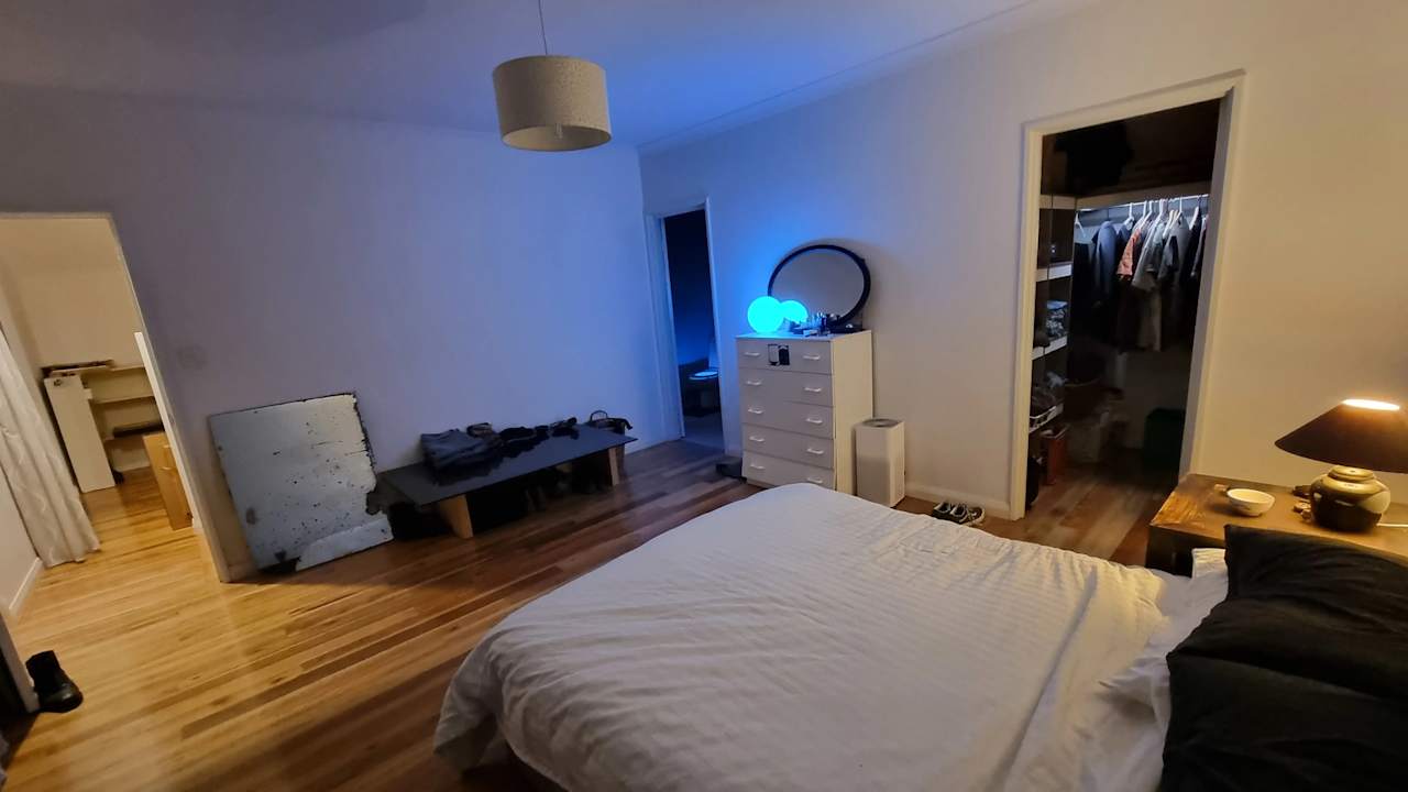 Room in a share house
