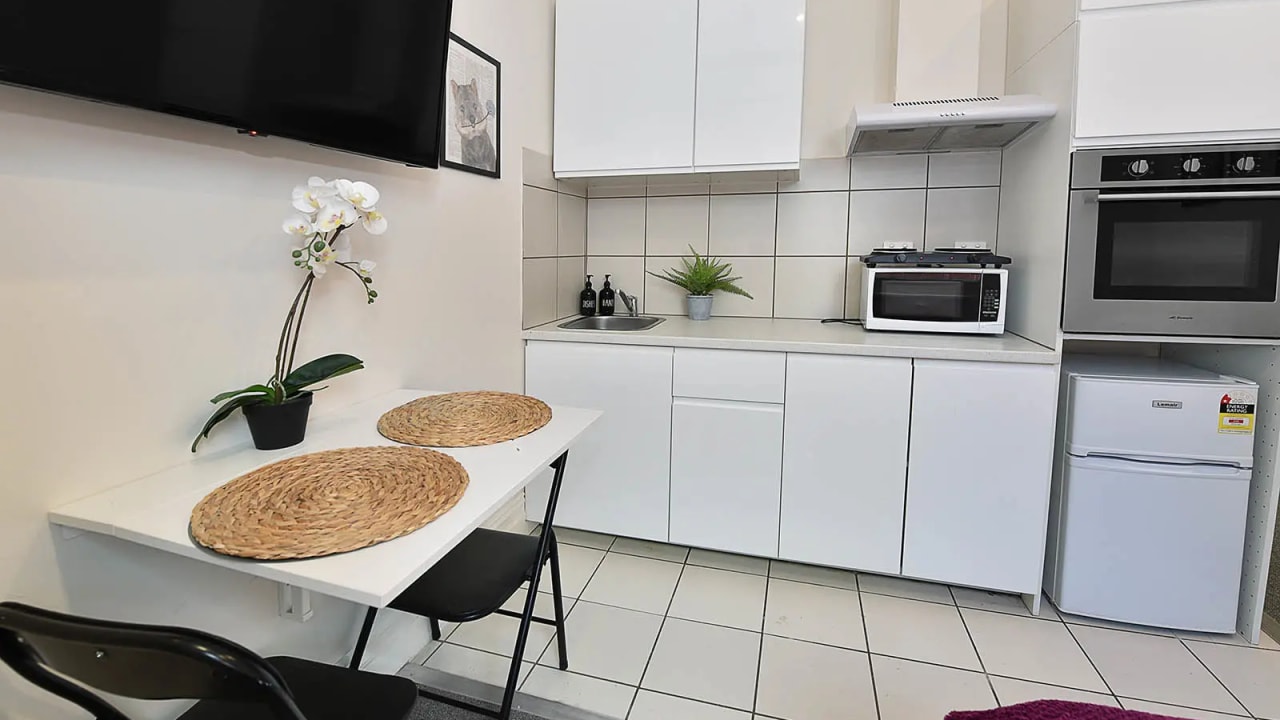 Furnished room studio flat for rent