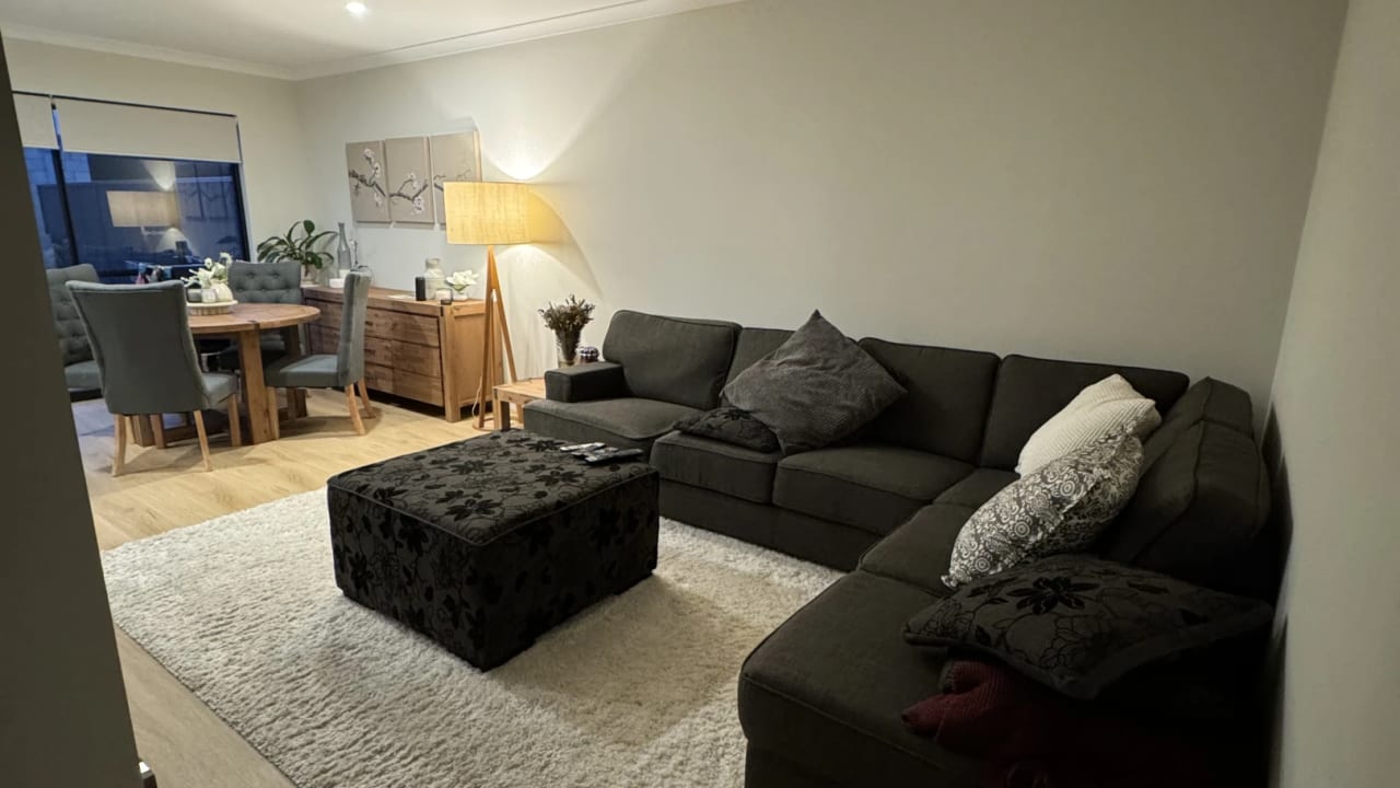 Unfurnished room in a share house