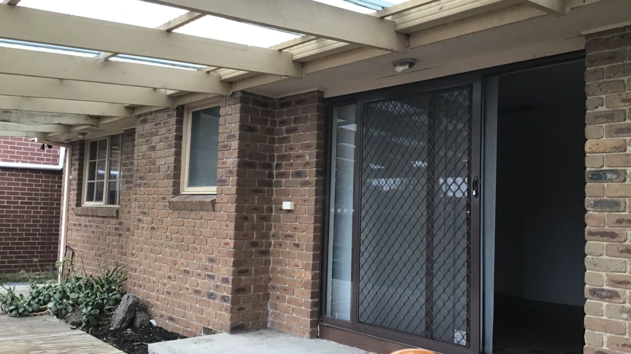 Unfurnished room with own bathroom