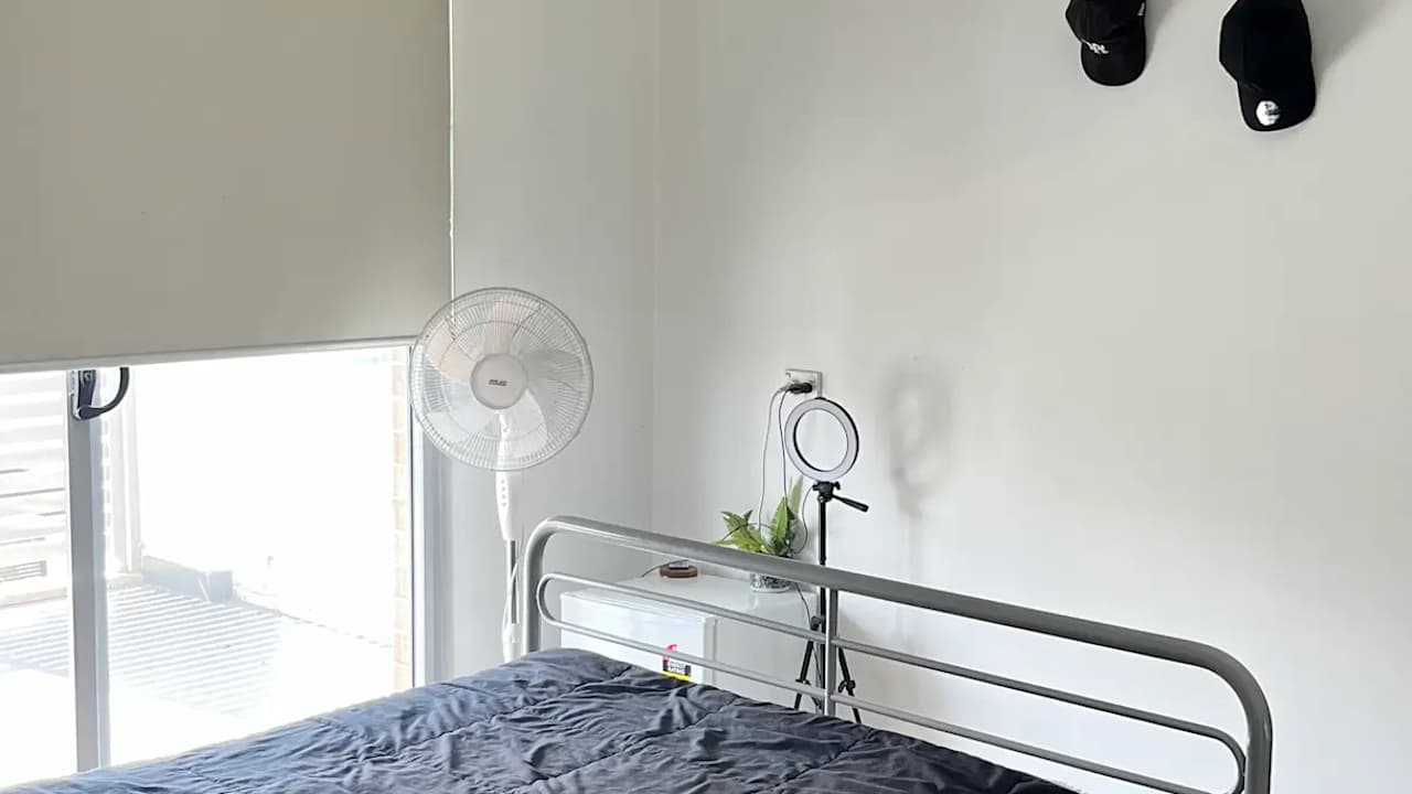 Furnished room with own bathroom