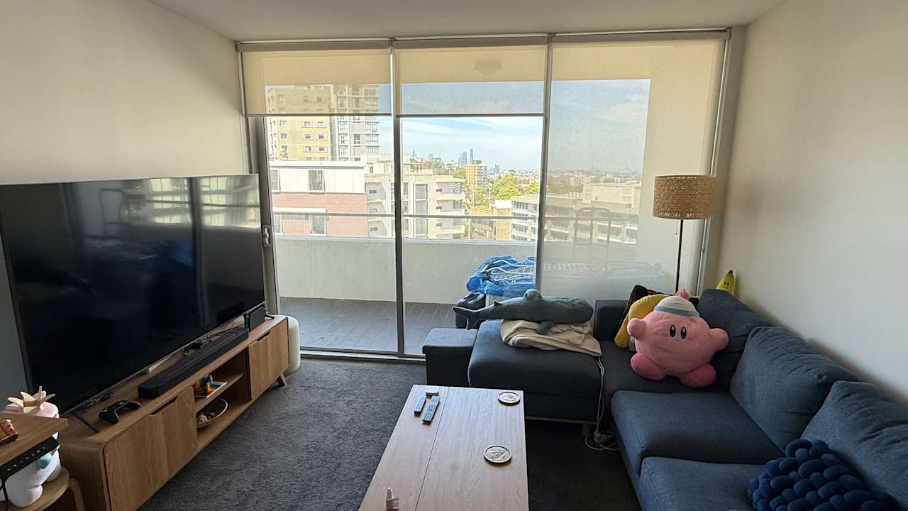 Unfurnished room with own bathroom