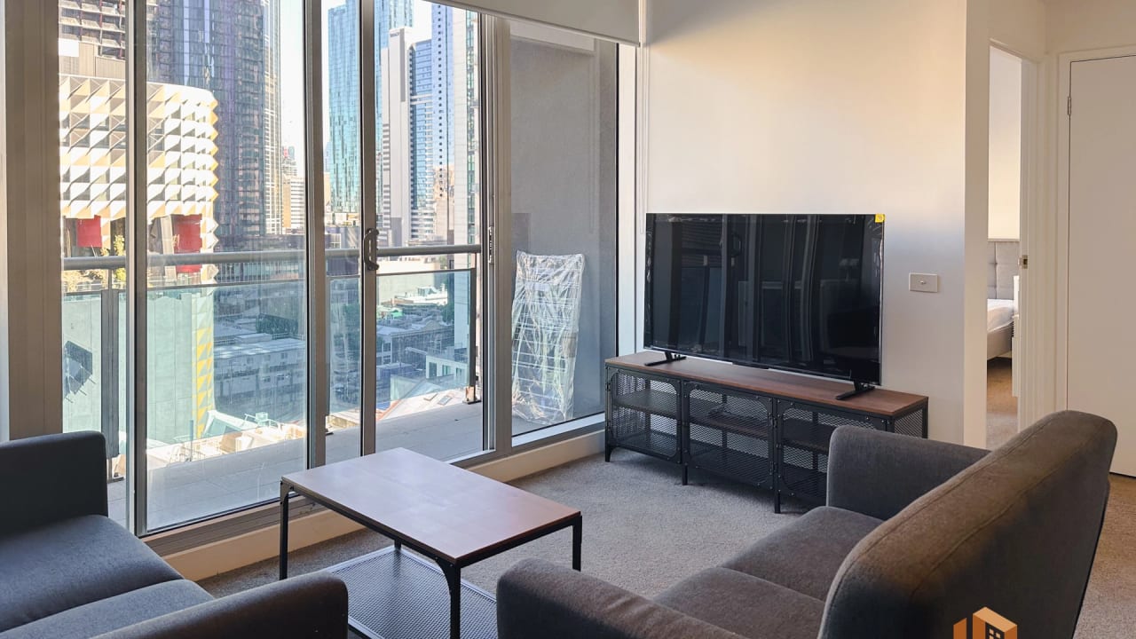 Furnished room in a flatshare