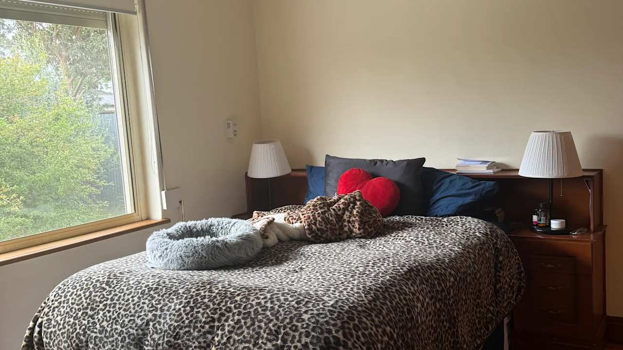 Unfurnished room in a share house