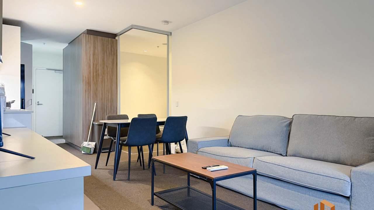 Furnished room with own bathroom