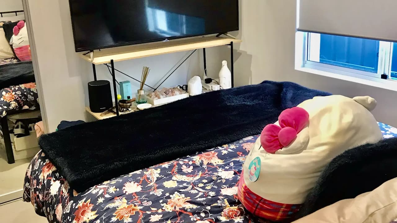 Unfurnished room with own bathroom