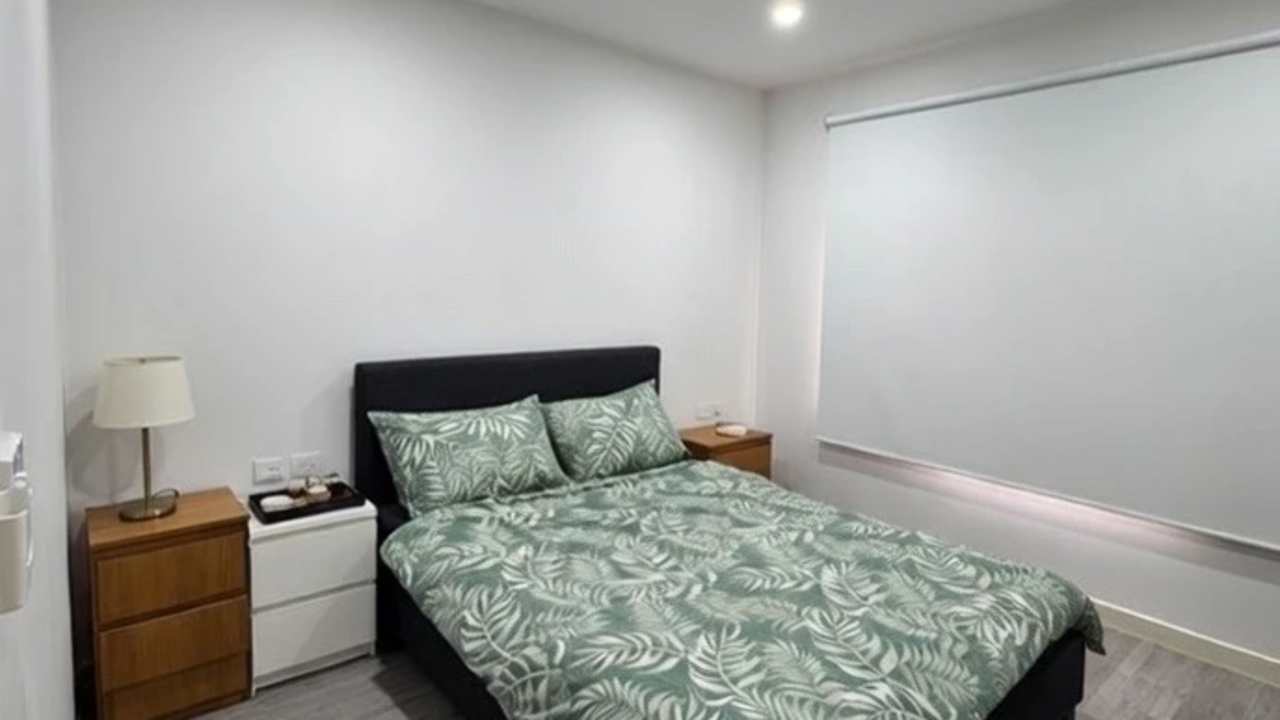 Furnished room in a share house