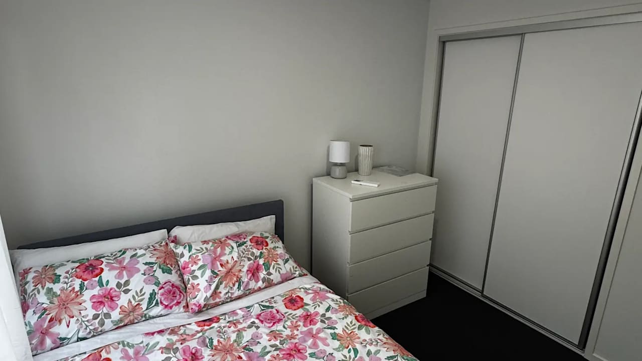 Room in a share house