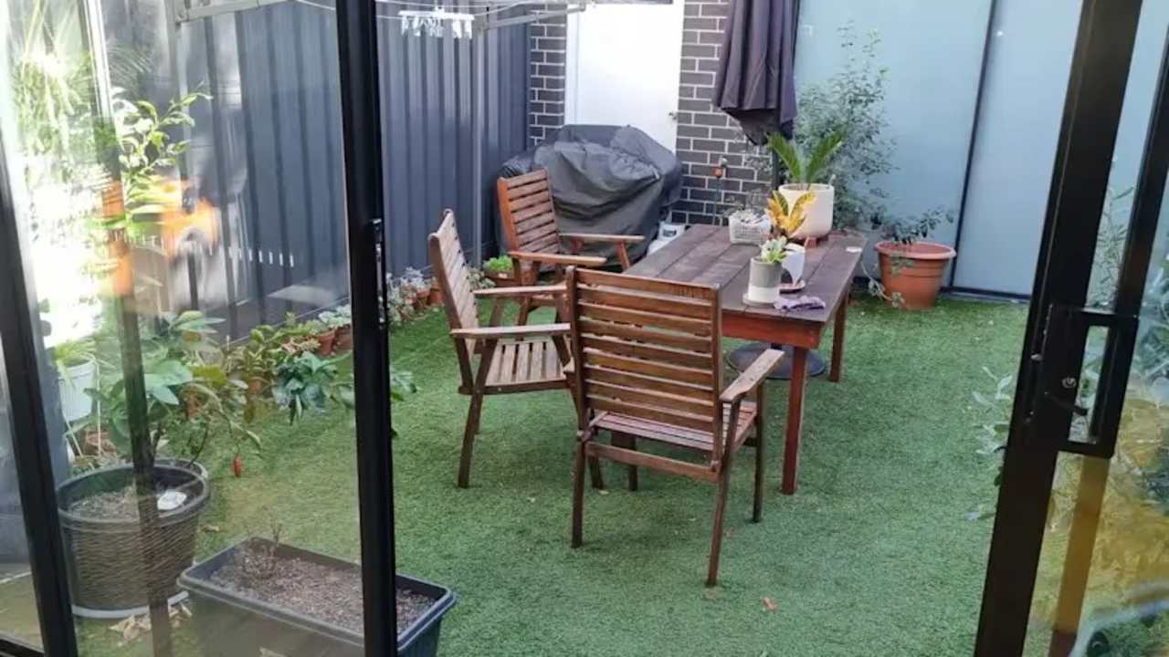 Unfurnished room in a share house