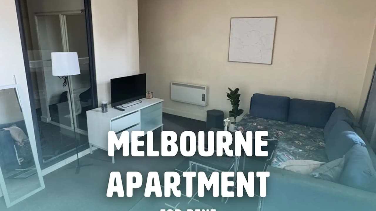 Furnished room in a flatshare