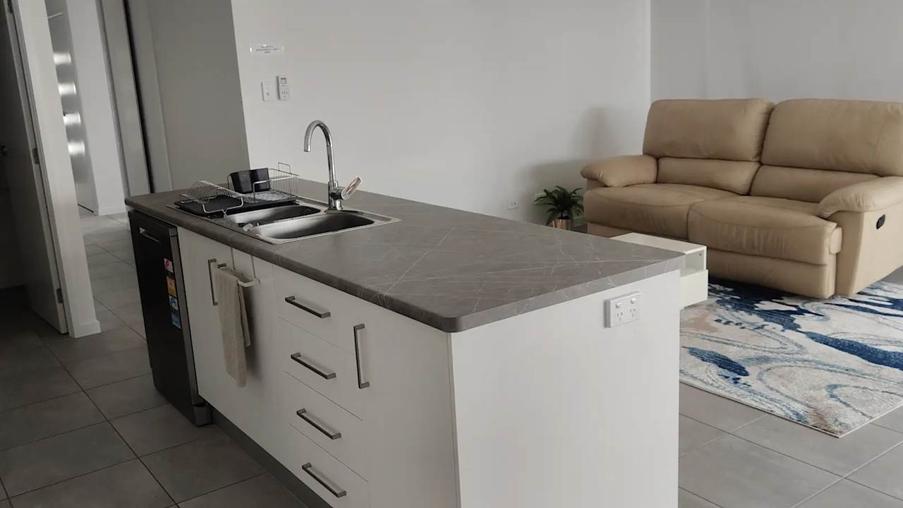 Furnished room in a share house