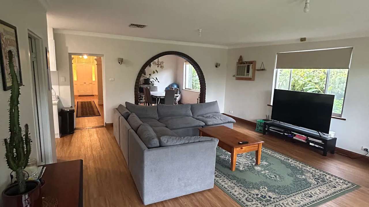 Unfurnished room in a share house