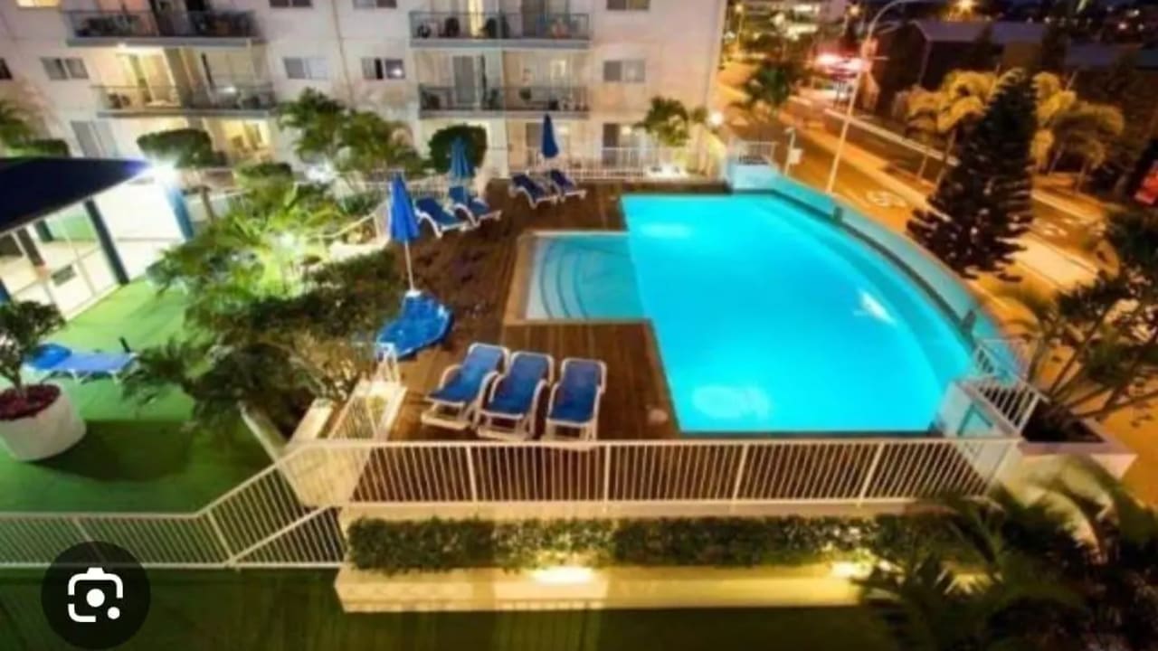 Whole property with 2 rooms for rent