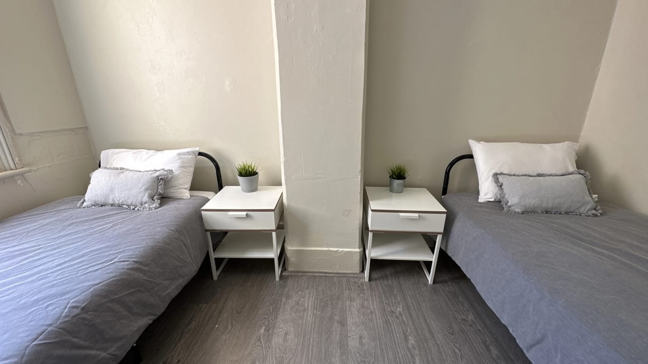 Furnished room in a share house
