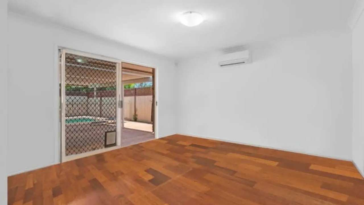 Unfurnished room with ensuite in a share house