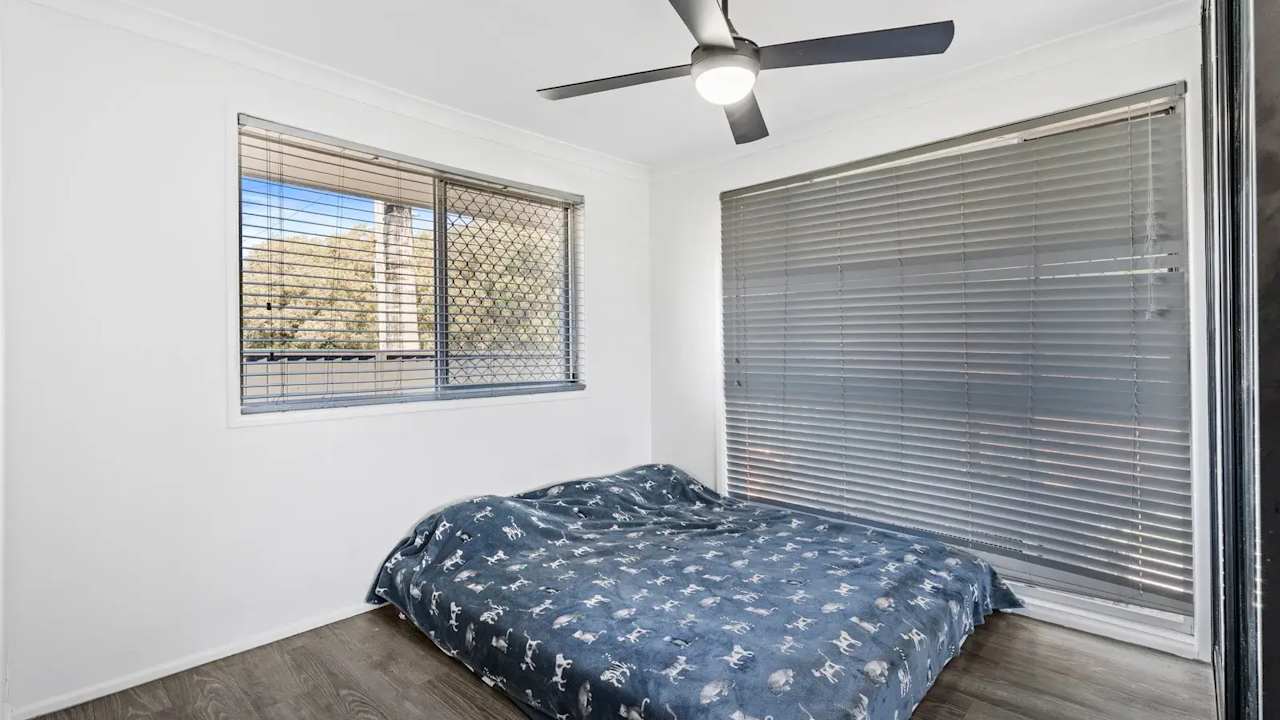 Unfurnished room in a share house