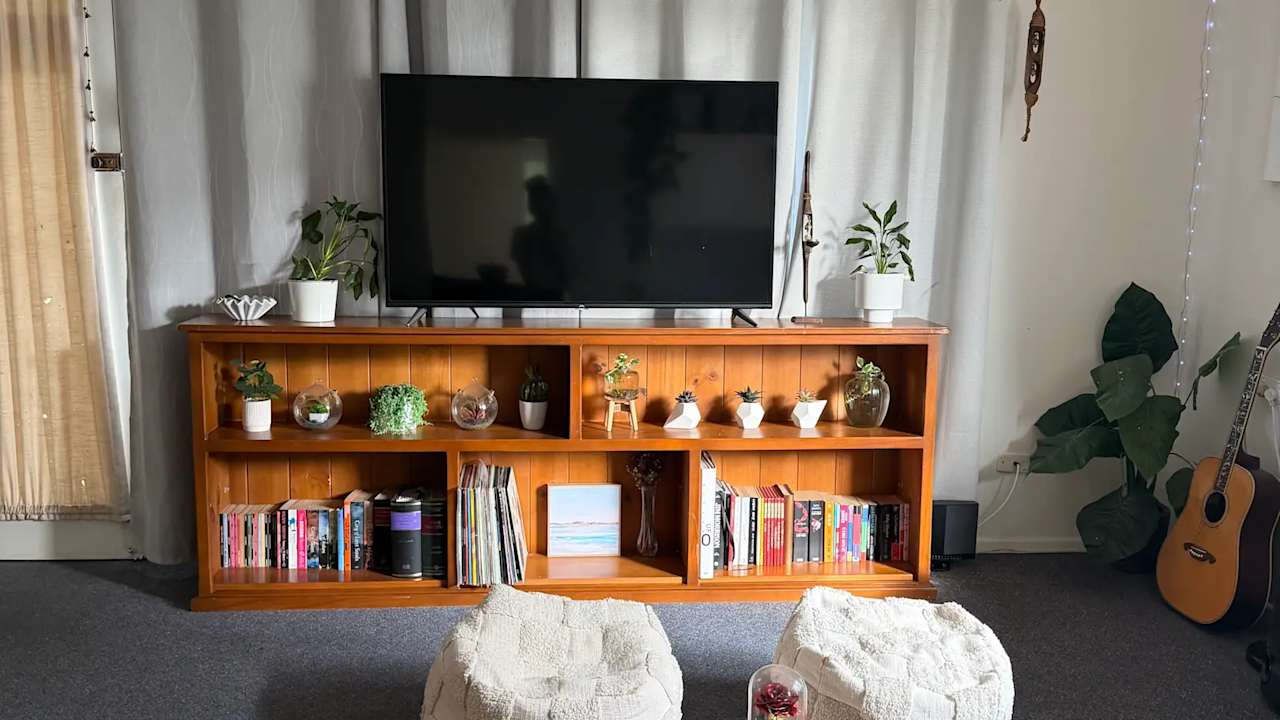Unfurnished room in a share house