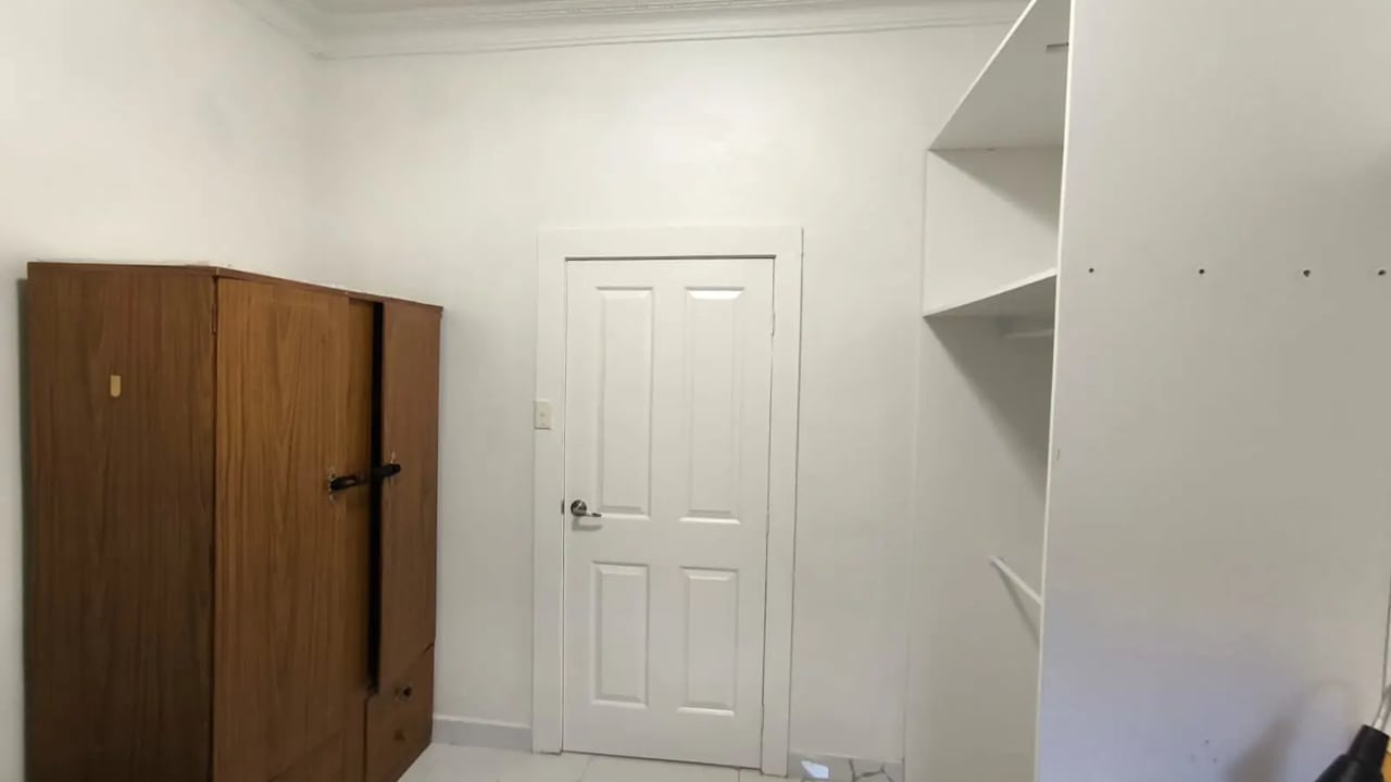 Room in a share house