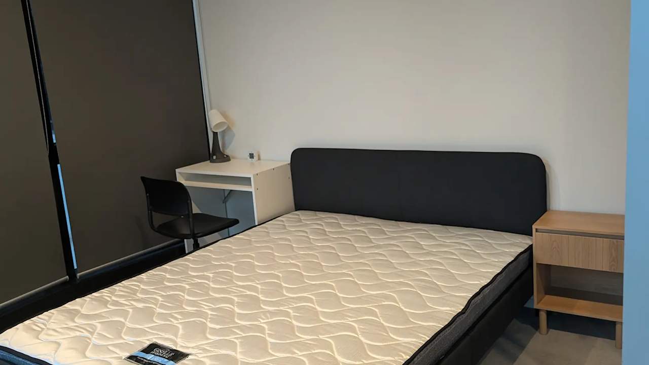 Furnished room with own bathroom