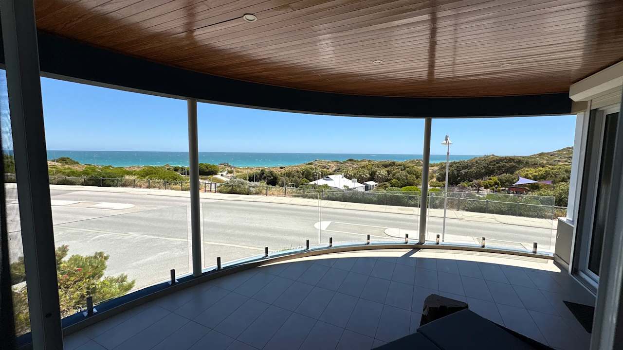 Room in a share house