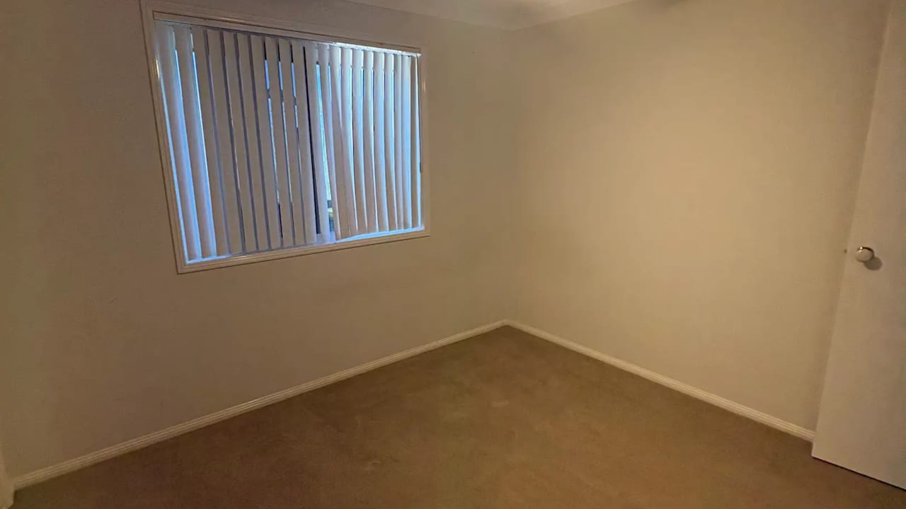 Unfurnished room in a share house