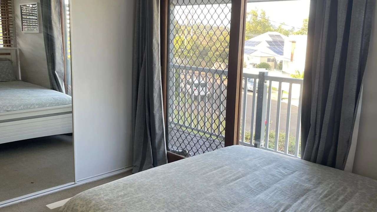 Unfurnished room in a share house