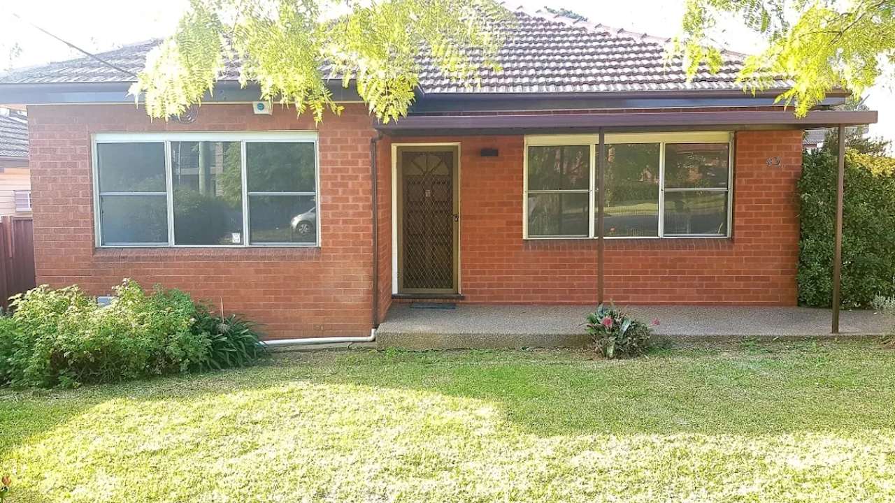 Unfurnished room in a share house