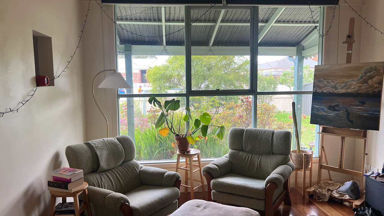 Unfurnished room in a share house