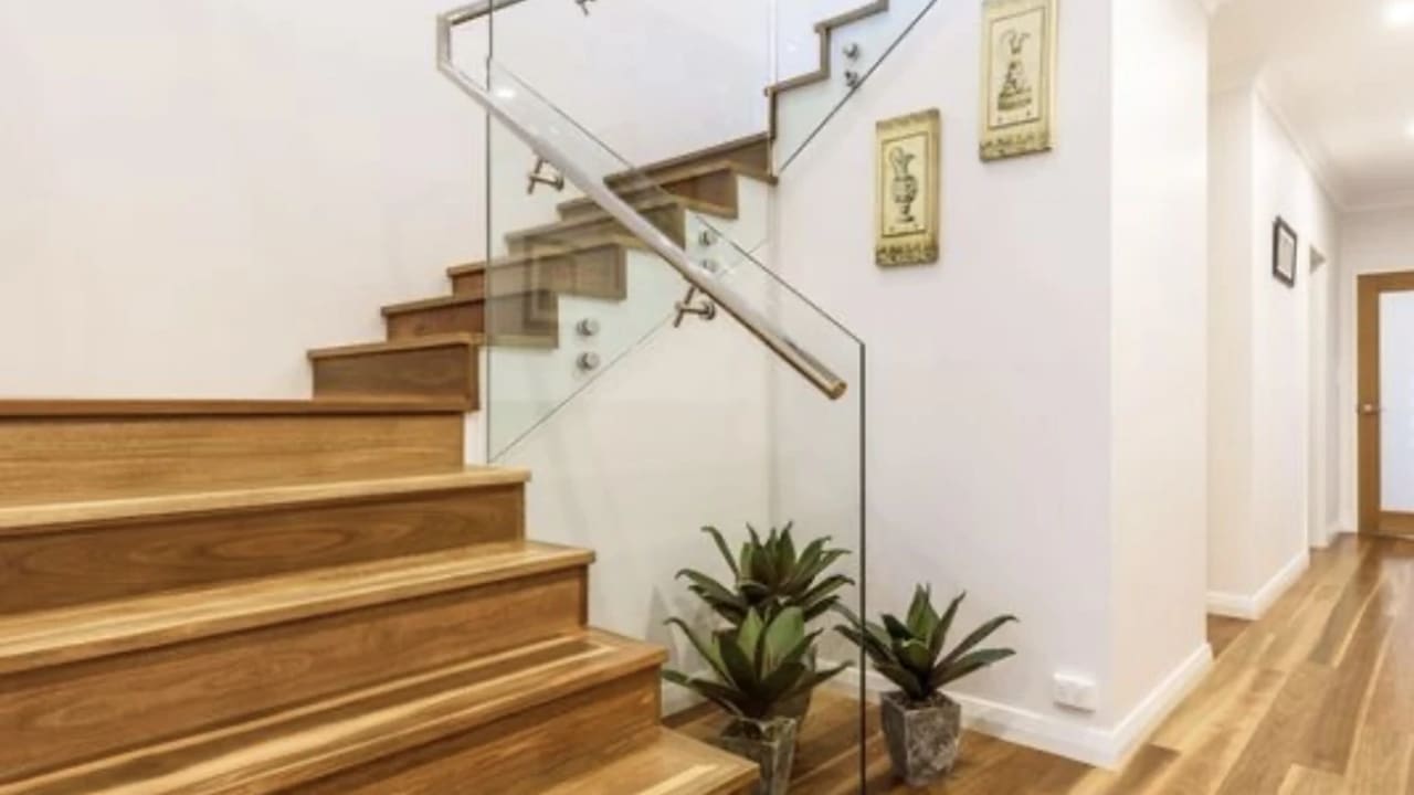 Room in a share house