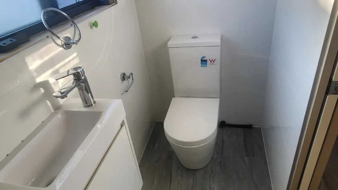 Room in a share house