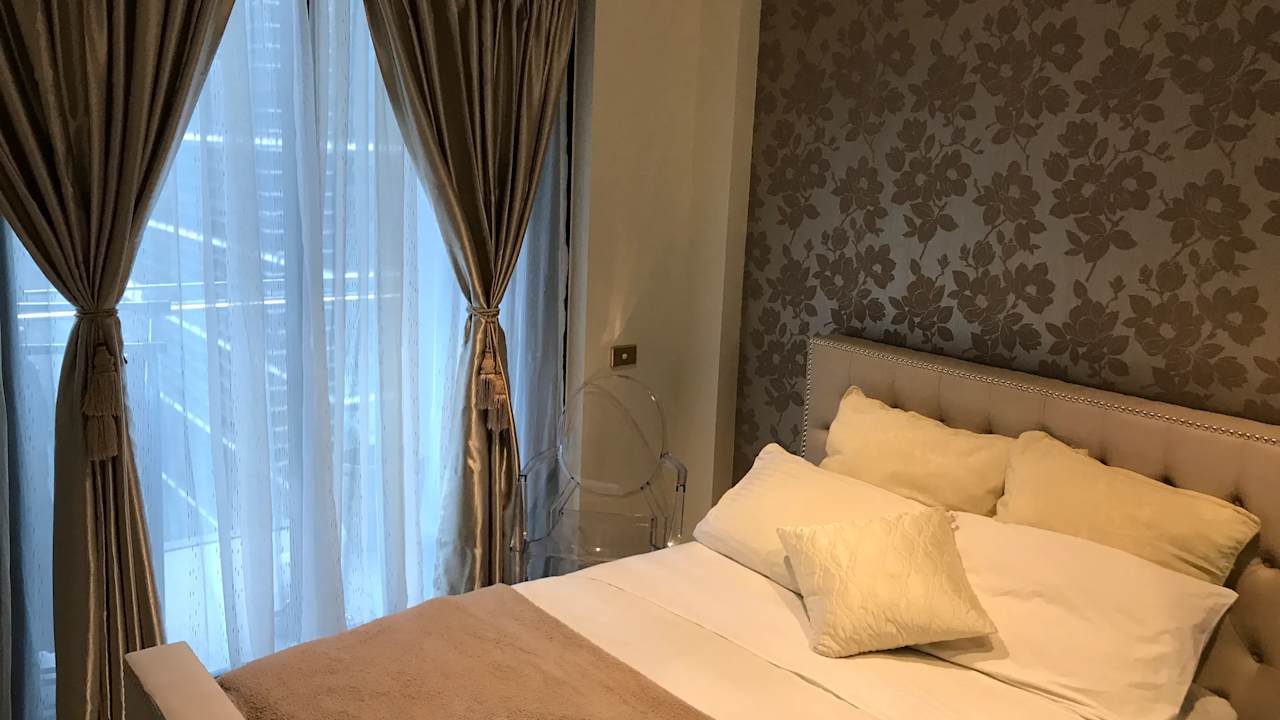 Furnished room with ensuite in a flatshare