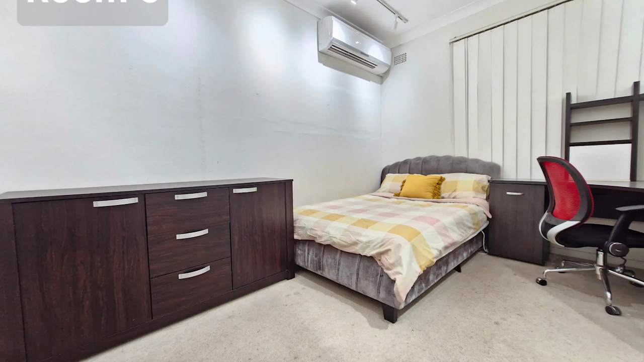 Furnished room in a share house