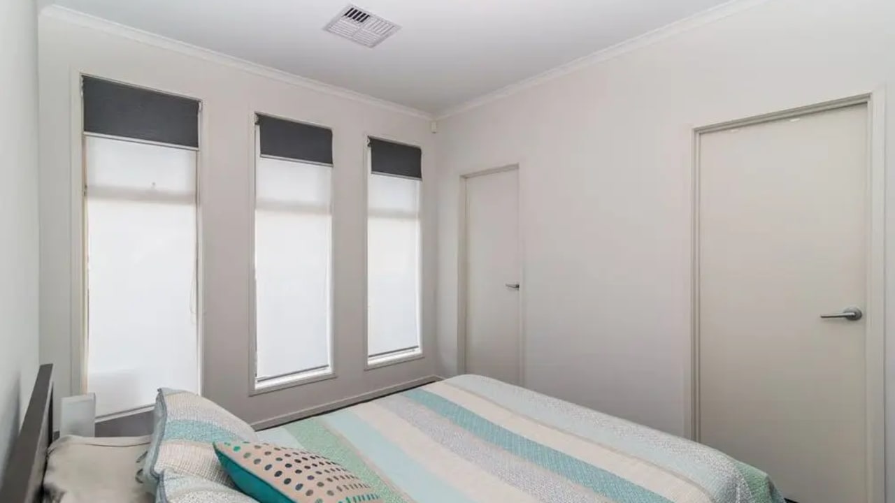 Furnished room with ensuite in a share house