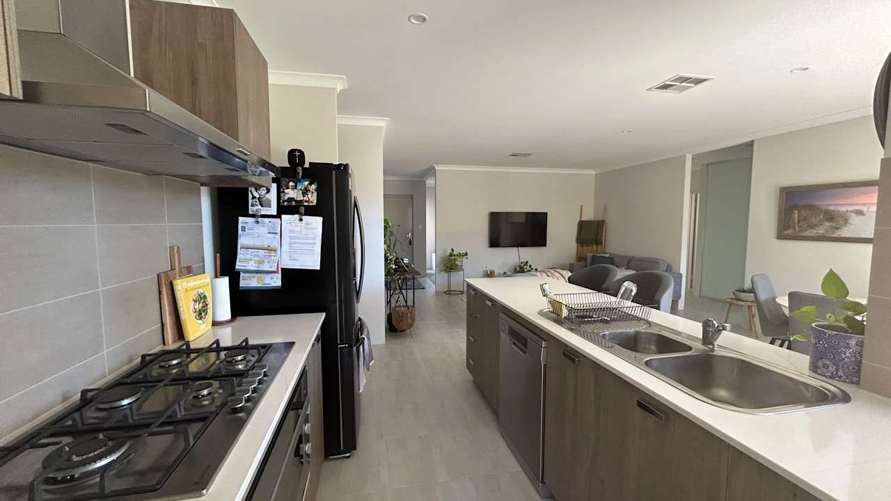 Furnished room with own bathroom
