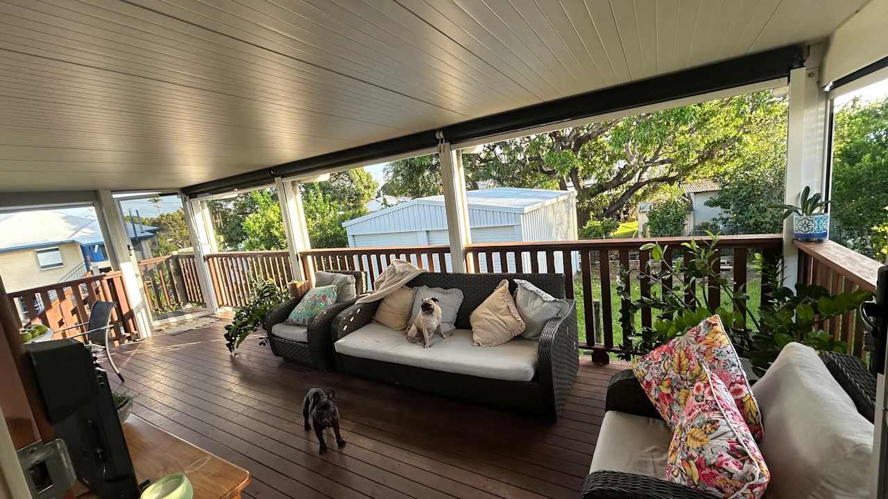 Room in a share house