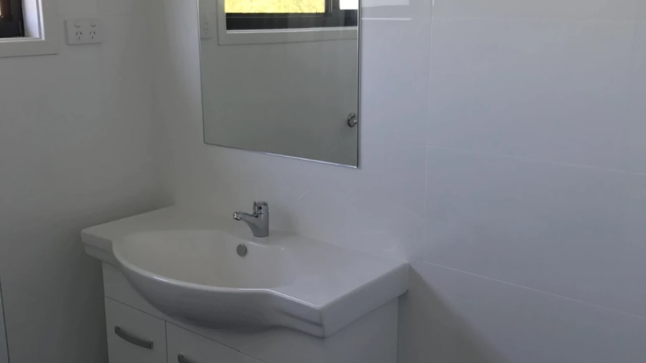 Unfurnished room in a share house